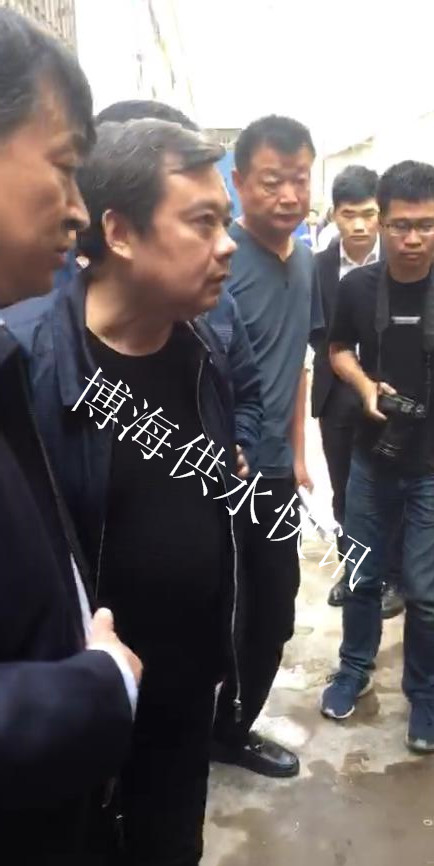 大荔水司"三供一業(yè)"——煙草小區(qū)三供一業(yè)改造項(xiàng)目參觀