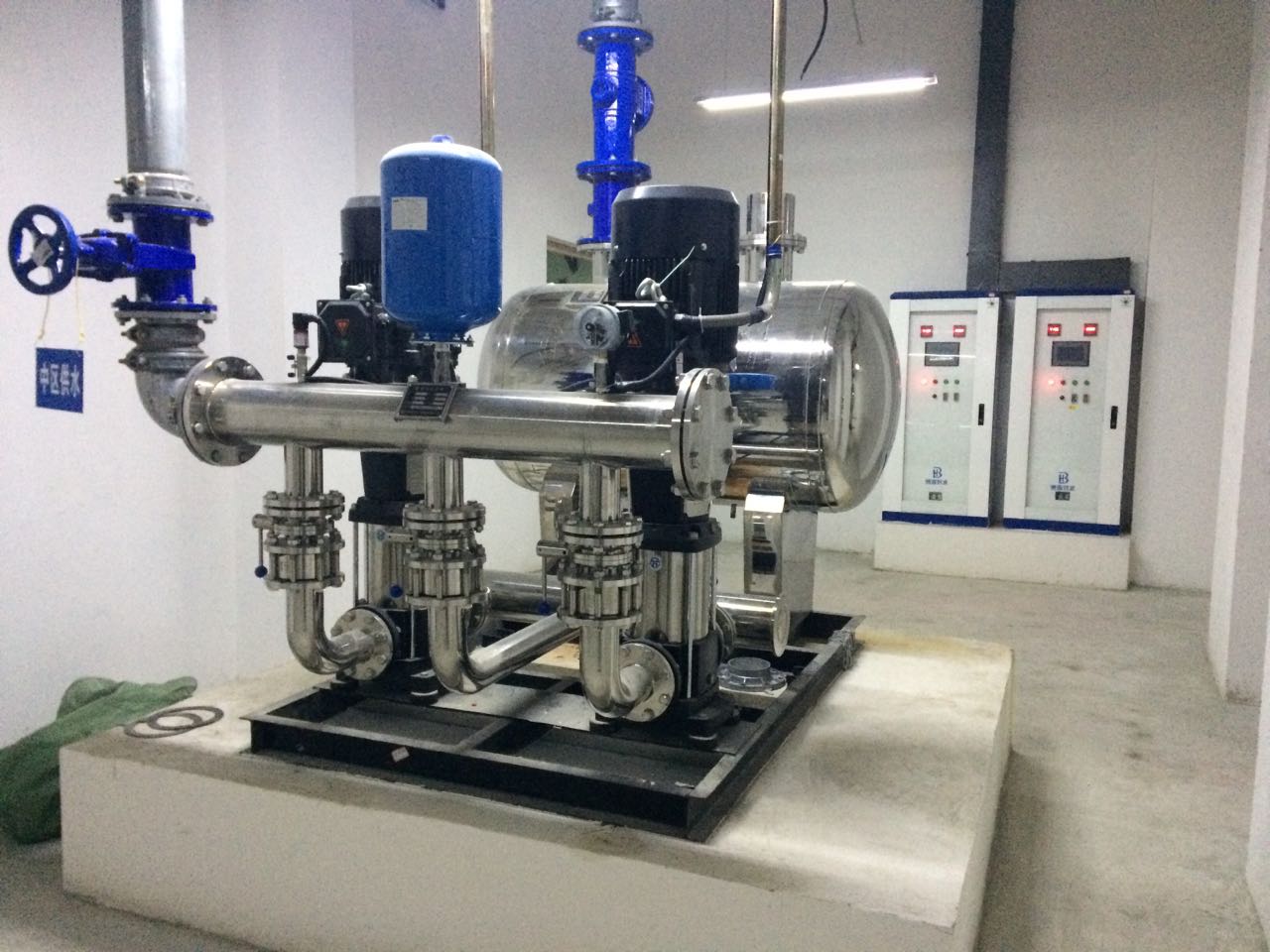 無(wú)負(fù)壓補(bǔ)償式疊壓供水沒(méi)備怎么樣